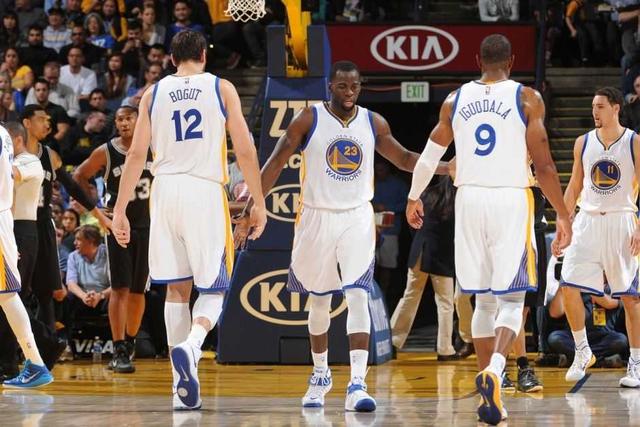 NBA：勇士VS快船三分大战