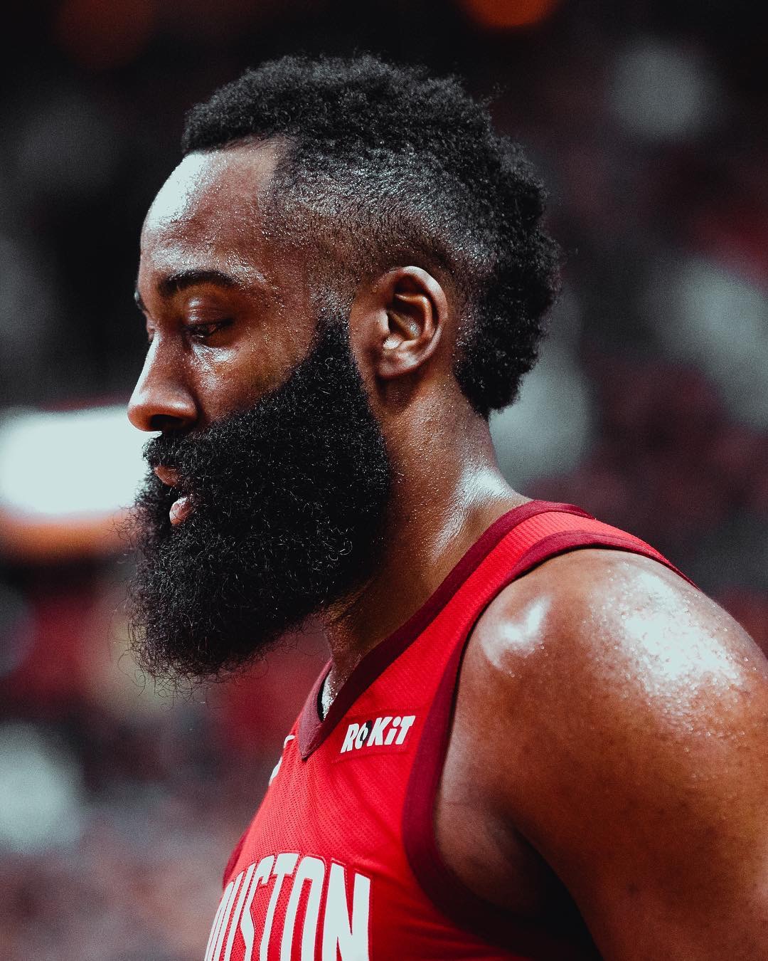 横滨 DeNA 海湾之星在 2024 年作为央联第三名上演“下克上”夺得日本一