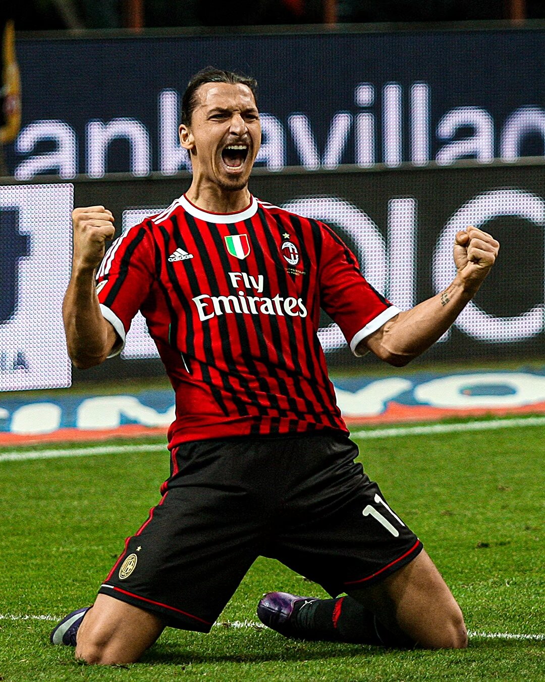 【头条】索菲·希纳斯赢得环球马术冠军赛布拉格季后赛1.50米级别比赛冠军