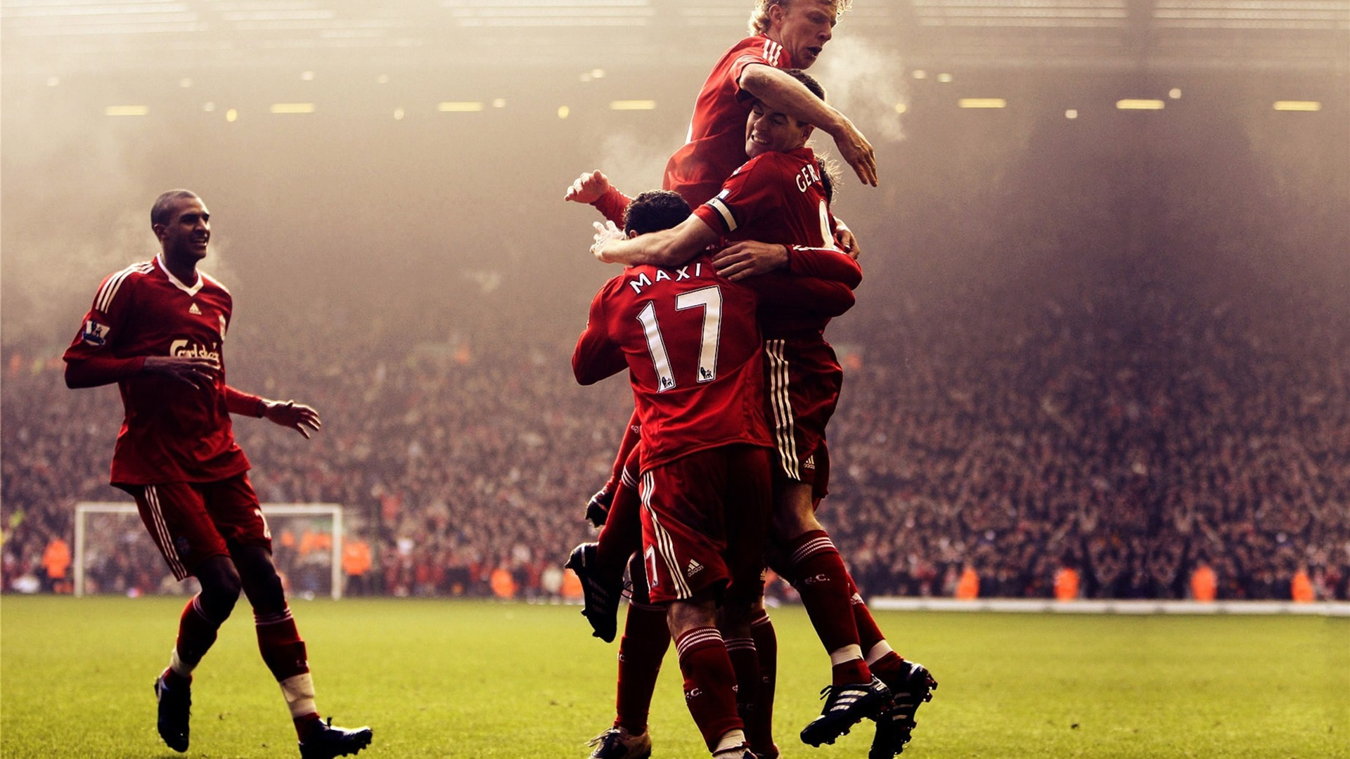 夏洛特FC计划等待并尝试提出租借报价，但埃利奥特目前对此不感兴趣。 来源：转会专家罗马诺