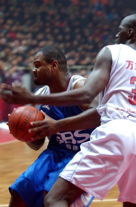 辽宁82-75新疆！赛后传来3个好消息